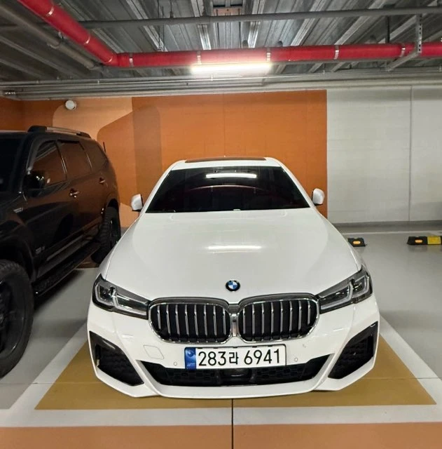 BMW 520i M 스포츠 2023년식 3만km 수입차 수출 후기 및 폐차 비교 견적 실제 거래 차량